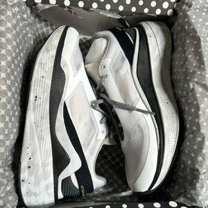 Adidas Stella McCartney- size 8 Earthlight sneaker- VGUC